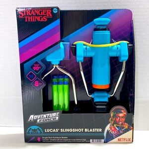 STRANGER THINGS LUCAS’ SLINGSHOT BLASTER